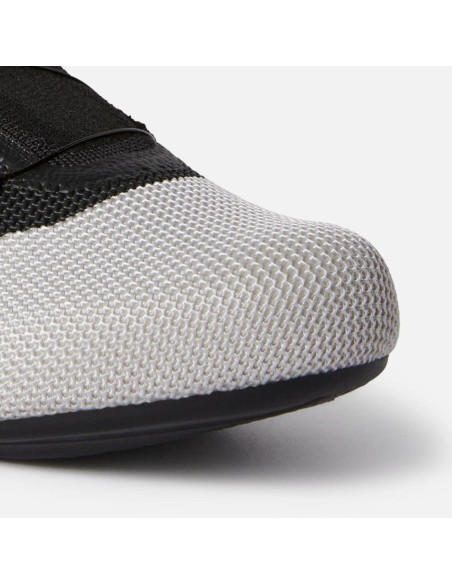 DMT KR4 shoes