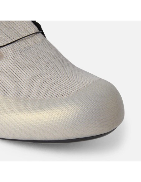 DMT KR30 shoes