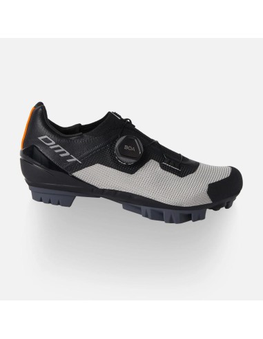 DMT KM4 shoes