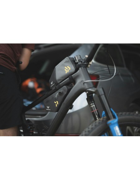 Apidura Borsa Backcountry Top Tube Pack 1 lt Apidura Borsa Backcountry Top Tube Pack 1 lt