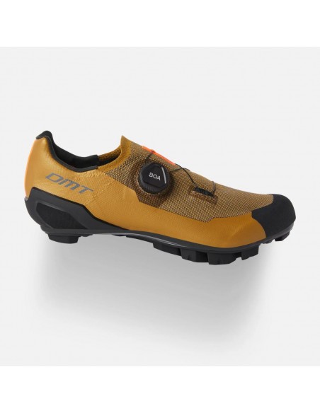 DMT KM30 shoes