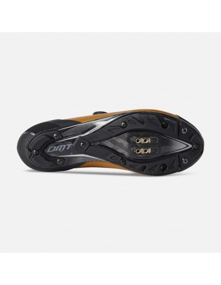 DMT KM30 shoes