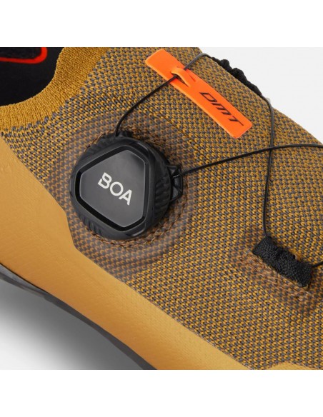DMT KM30 shoes