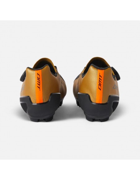 DMT KM30 shoes