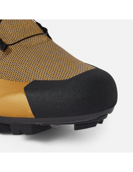 DMT KM30 shoes